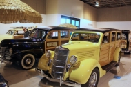 2014-woodies-at-sacramento-autorama-42